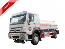 Petroleum Bowser Sinotruk(RHD)